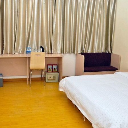 Yimi Inn Shiqiao Metro Sation Pedestrian Street Branch Kanton Zewnętrze zdjęcie