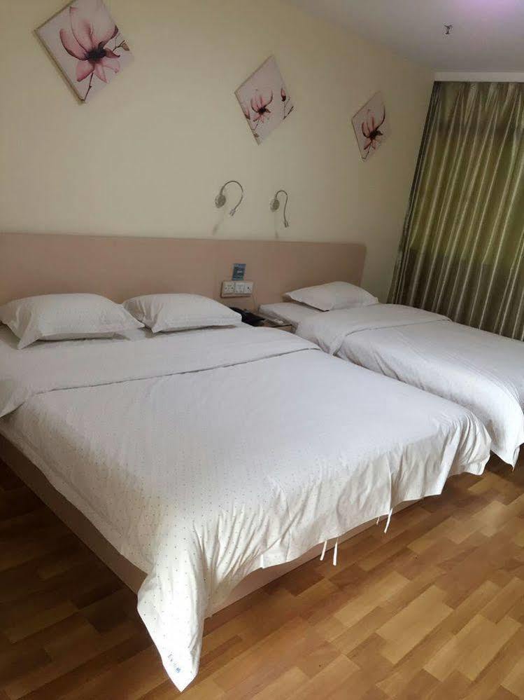 Yimi Inn Shiqiao Metro Sation Pedestrian Street Branch Kanton Zewnętrze zdjęcie