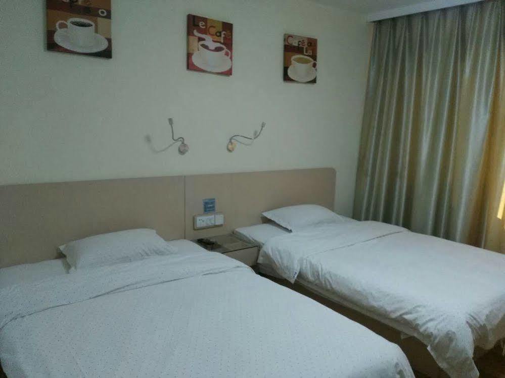 Yimi Inn Shiqiao Metro Sation Pedestrian Street Branch Kanton Zewnętrze zdjęcie